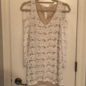 Eyelet/lace Gianni Bini dress w/ cold shoulder